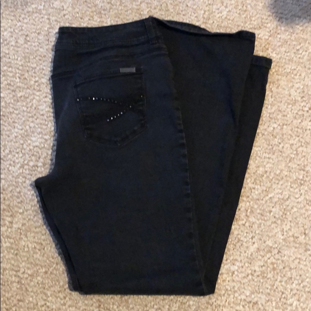 Chico’s So slimming jeans